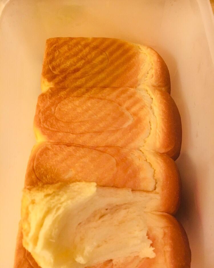 微咸味奶油吐司