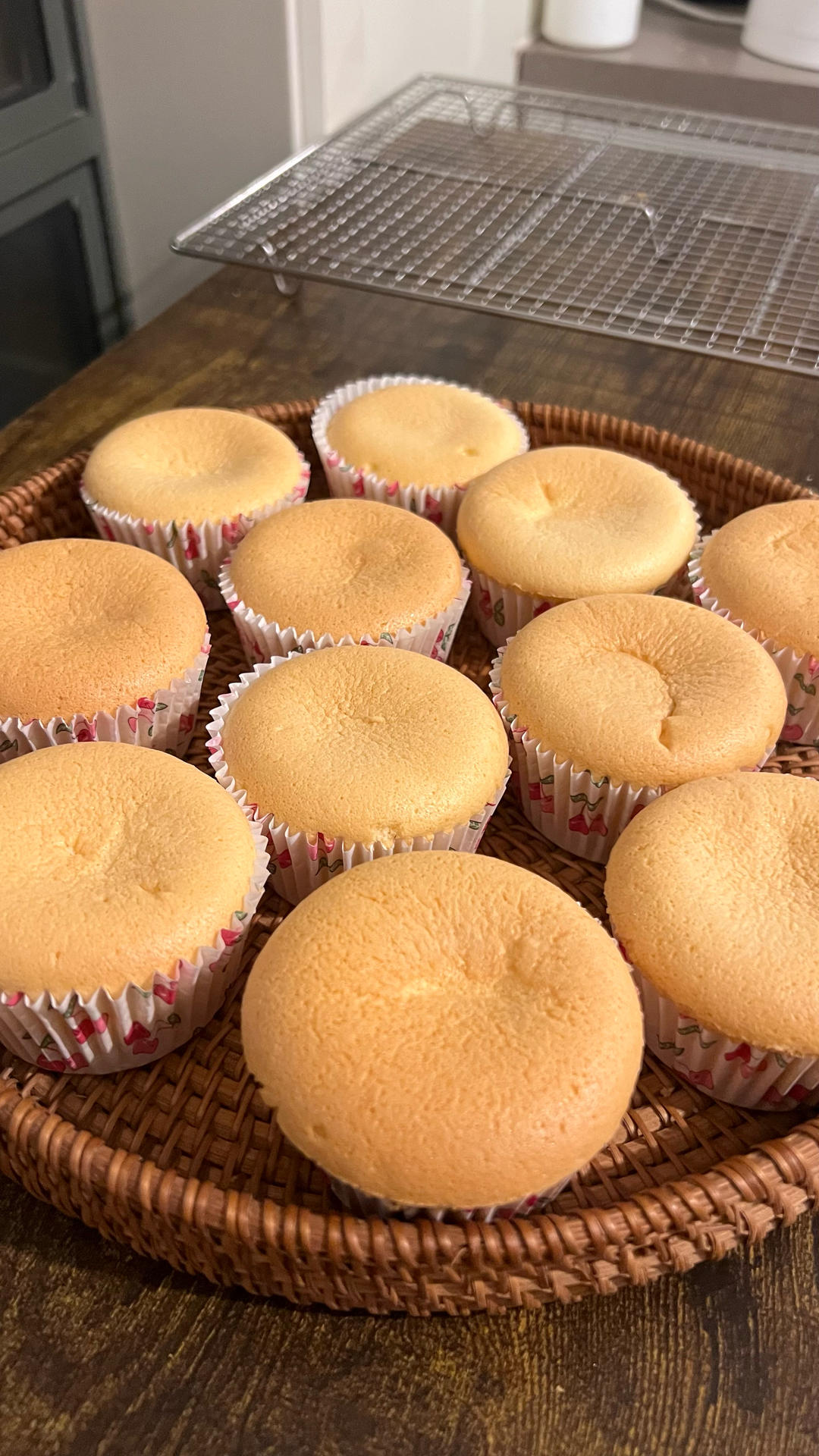 我宣布这是最好吃的纸杯蛋糕
丨锁死这个配方