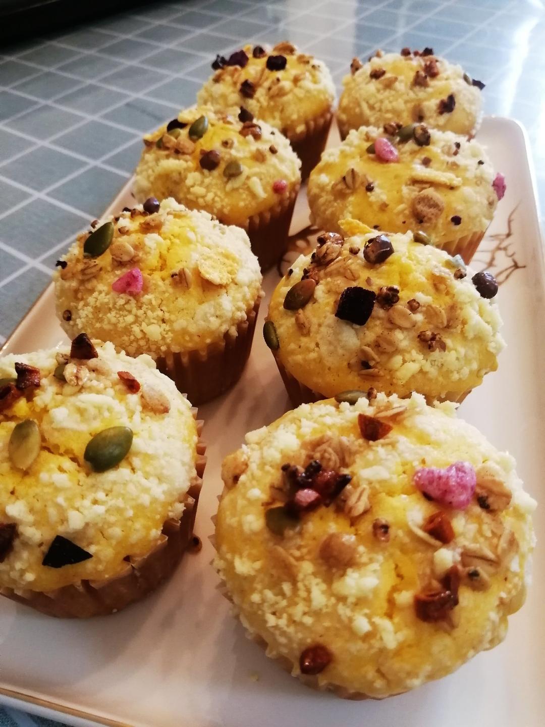 爆，爆，爆炸头的南瓜麦芬蛋糕！松软可口，超简单！