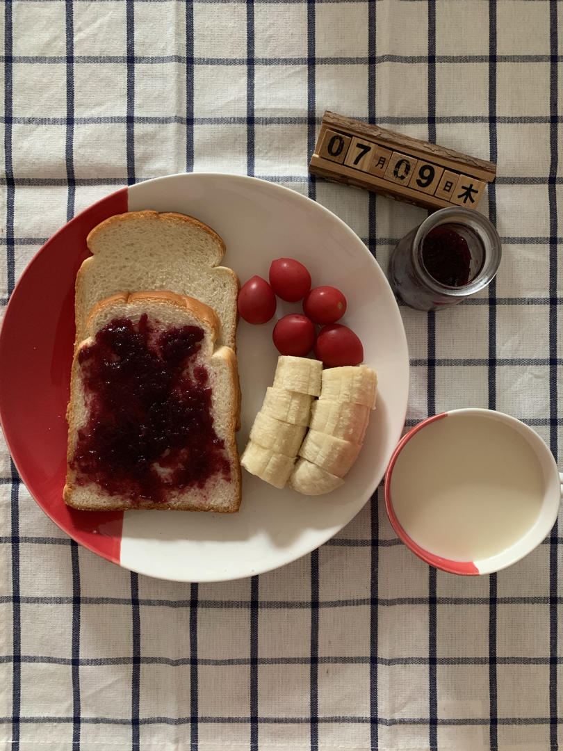 自制酸甜可口的葡萄果酱