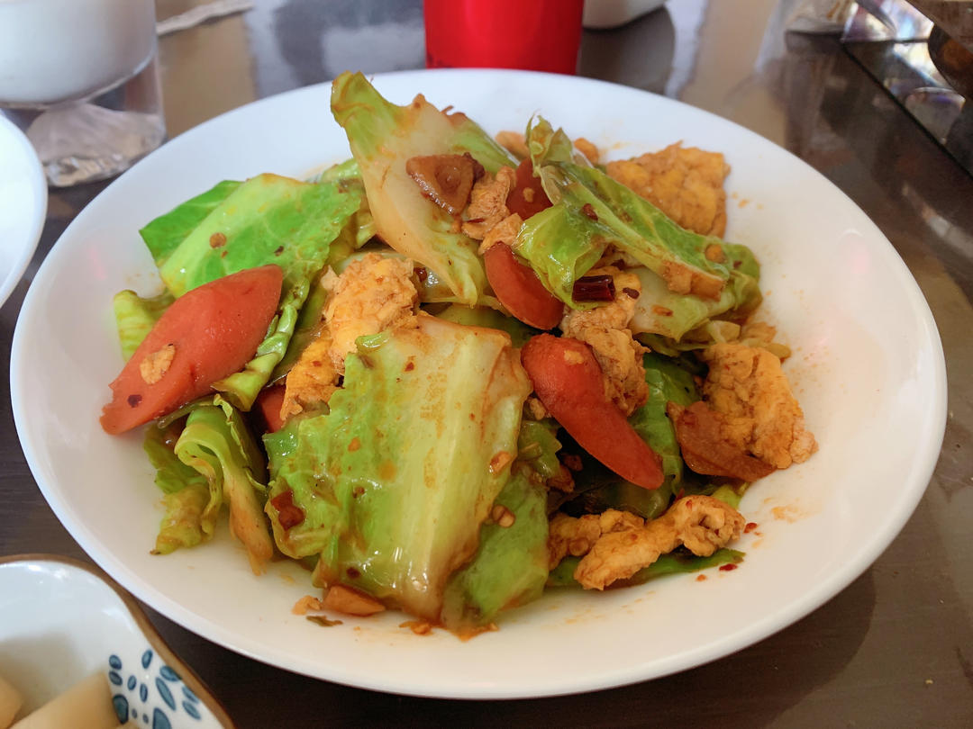 手撕包菜炒鸡蛋