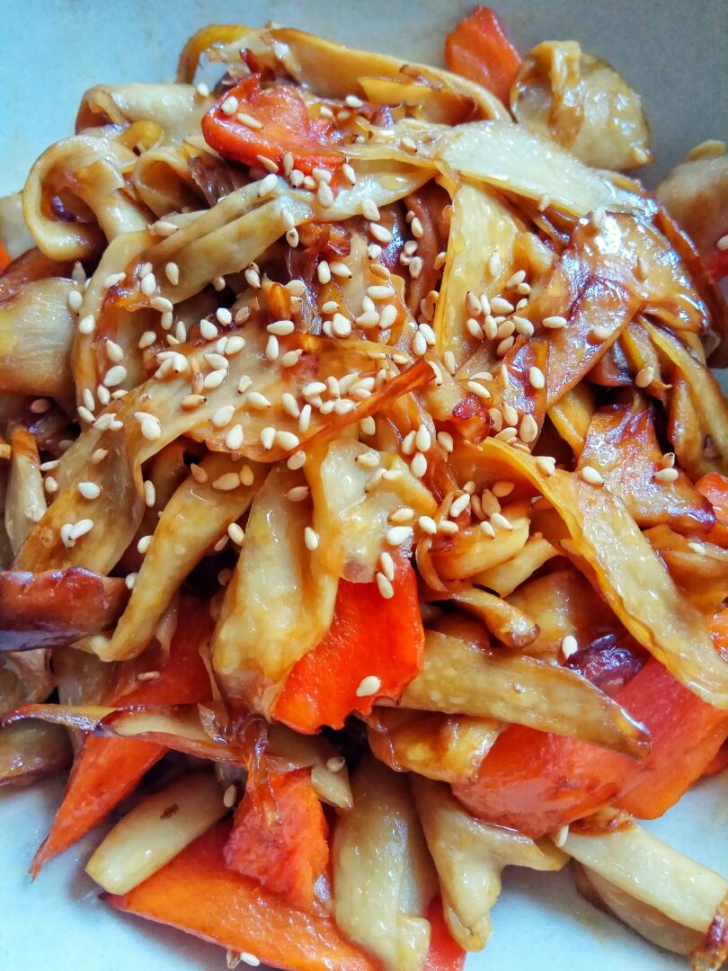 姜小不够辣做的干煸杏鲍菇