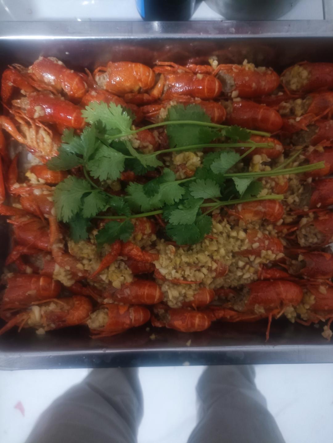 最正宗蒜泥龙虾配方（完美还原龙虾店正宗口味）