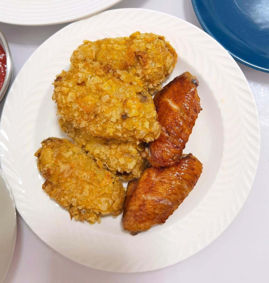 巨好吃的脆皮烤翅（鸡翅）外皮酥脆掉渣，肉质鲜嫩多汁，闭眼做零失败