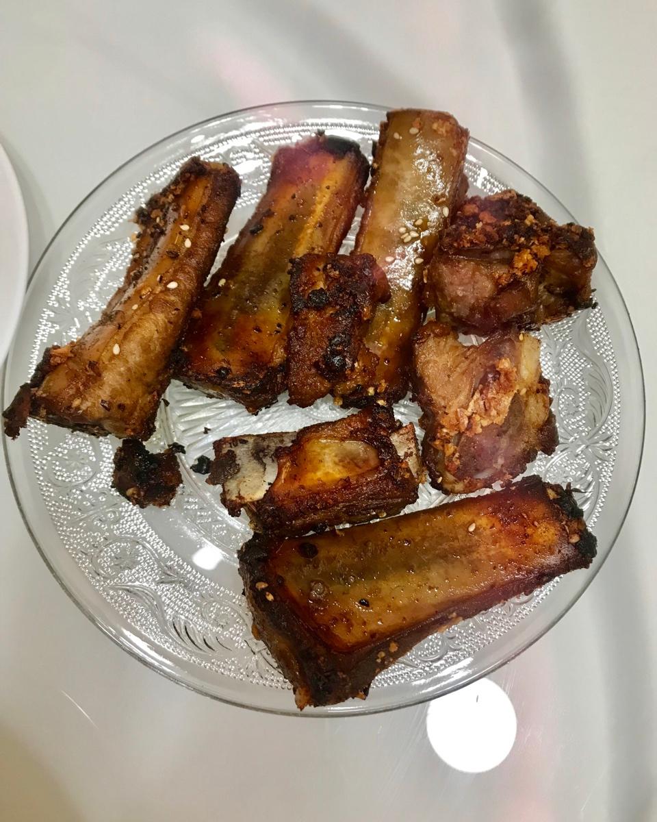 金牌蒜香排骨