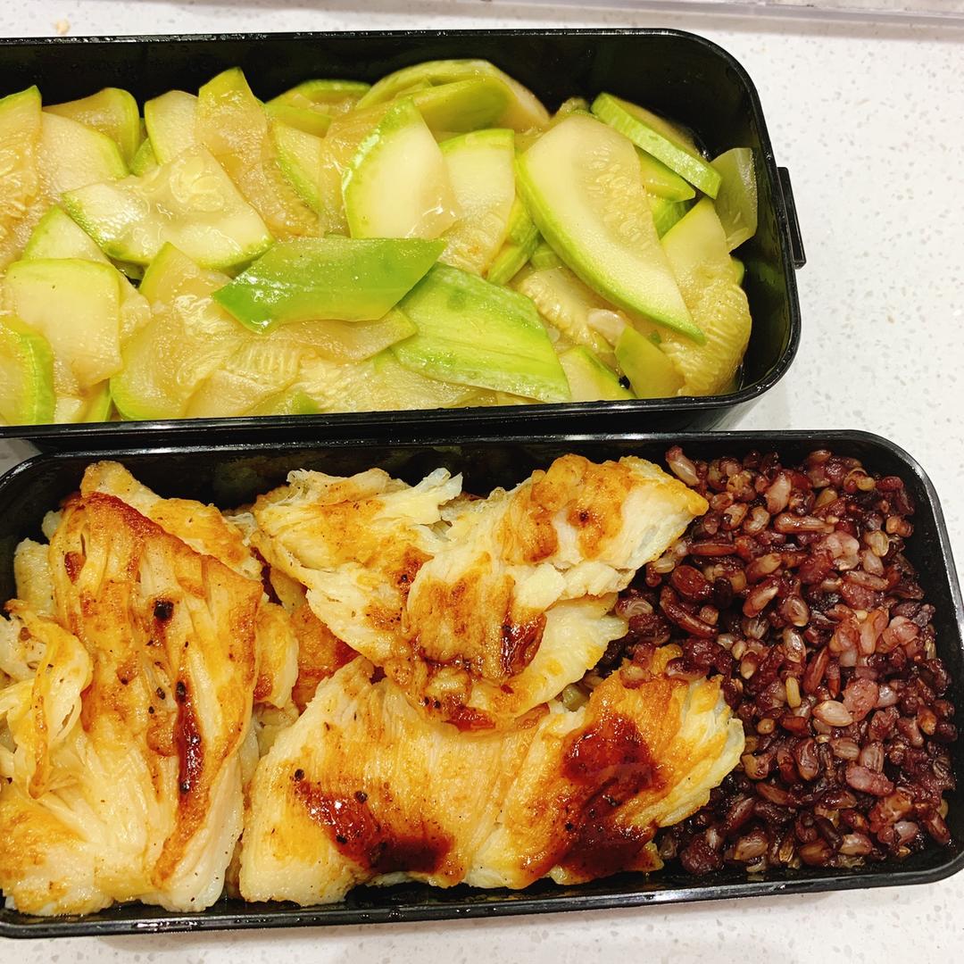 【搬运.非原创】无油香煎鸡胸肉