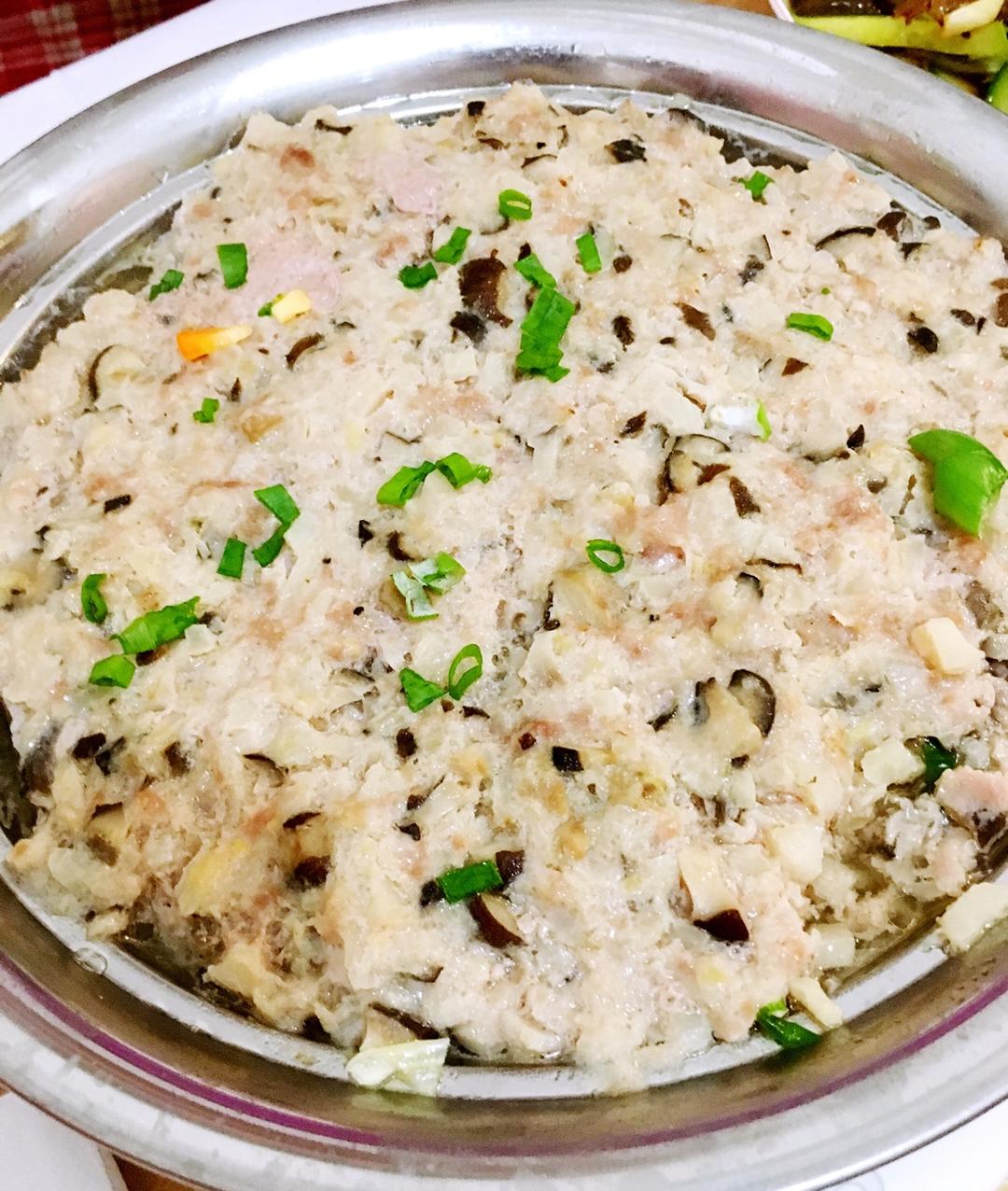 香菇马蹄蒸肉饼