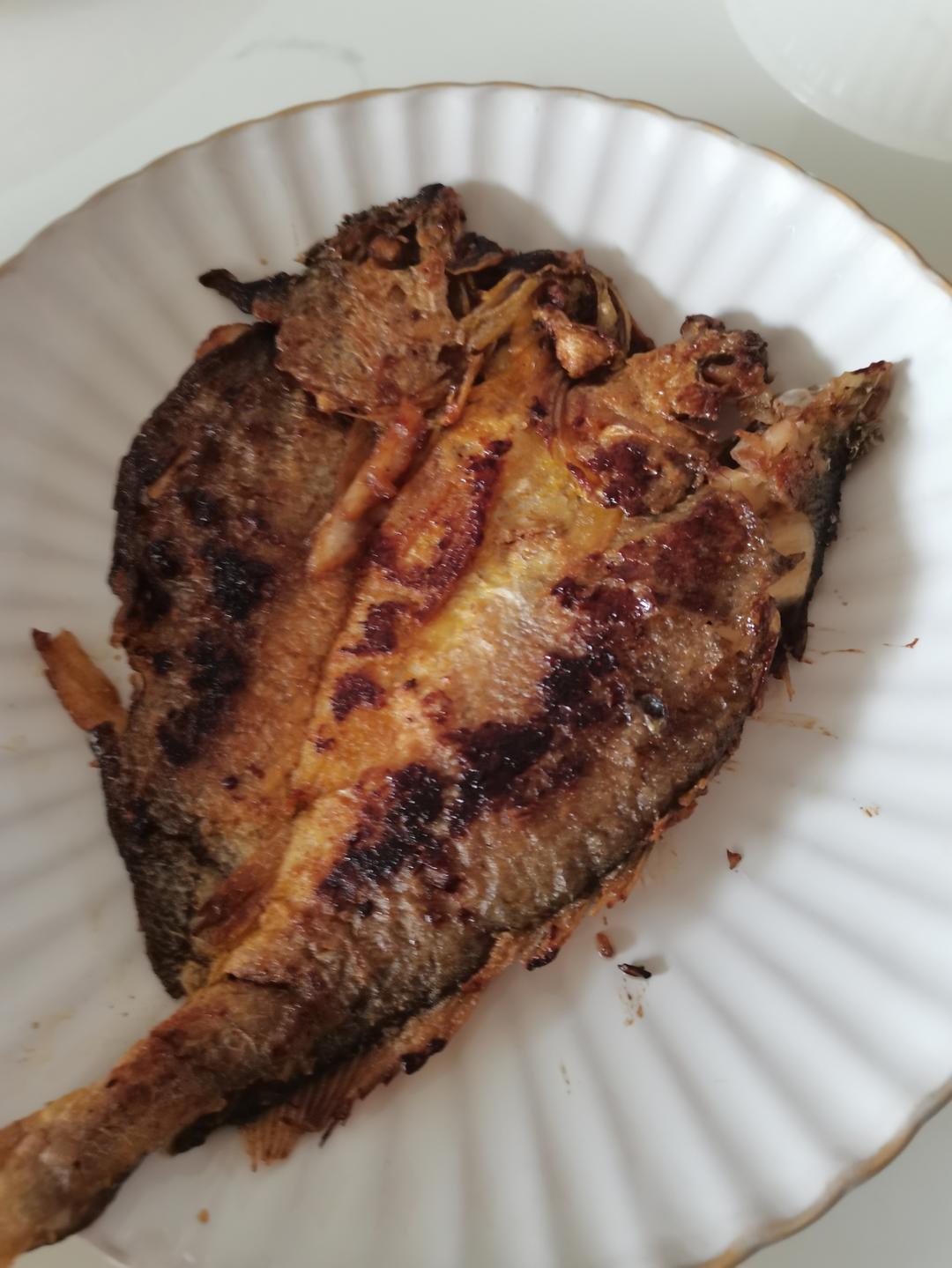 🐟香煎黄花鱼（外焦里嫩技巧）