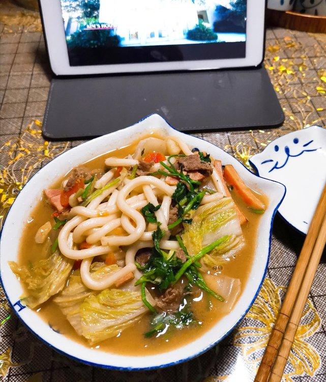 咖喱乌冬....是危险的食物