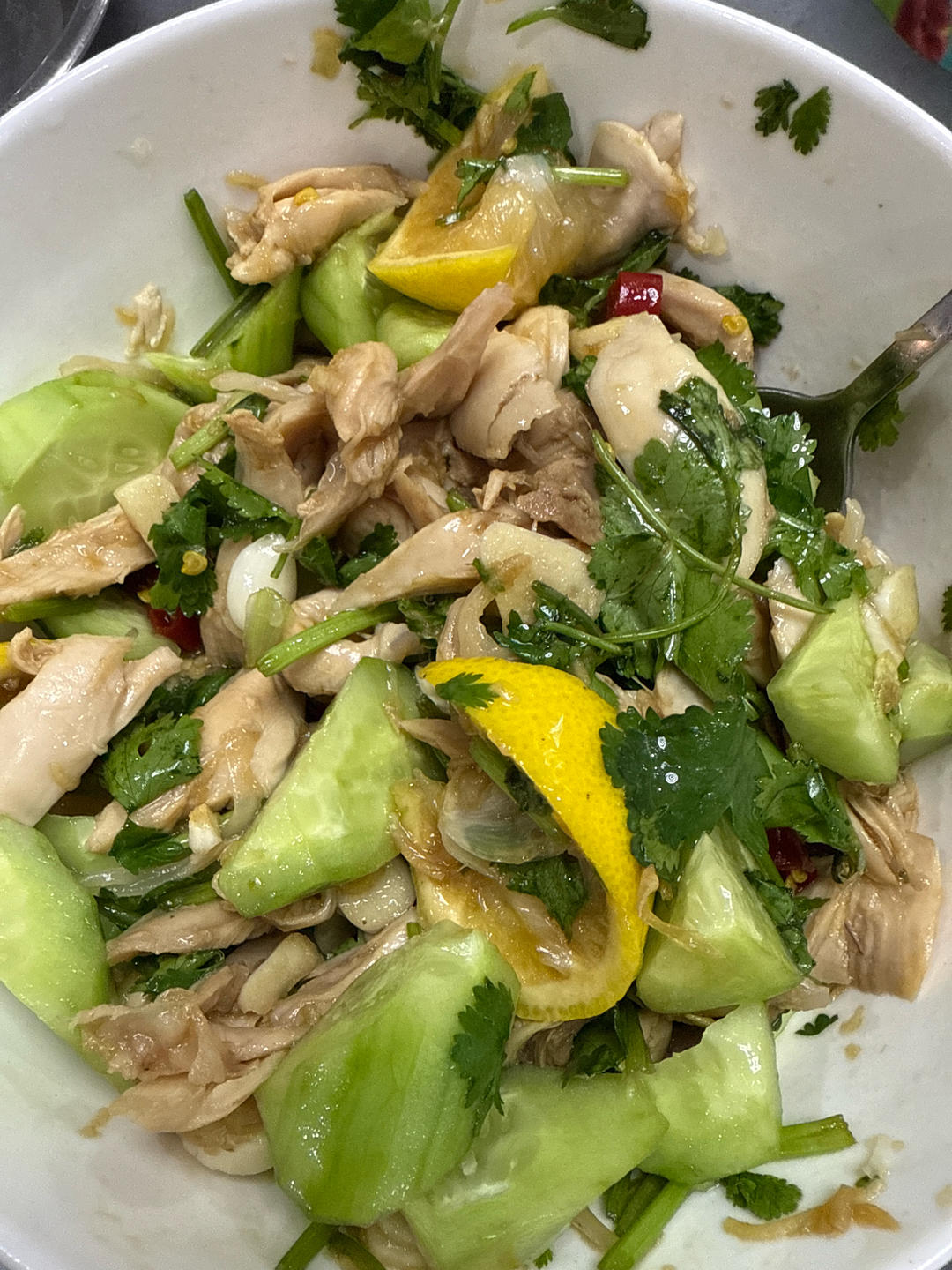 ㊙️酸辣开胃的柠檬手撕鸡腿肉！好吃不胖