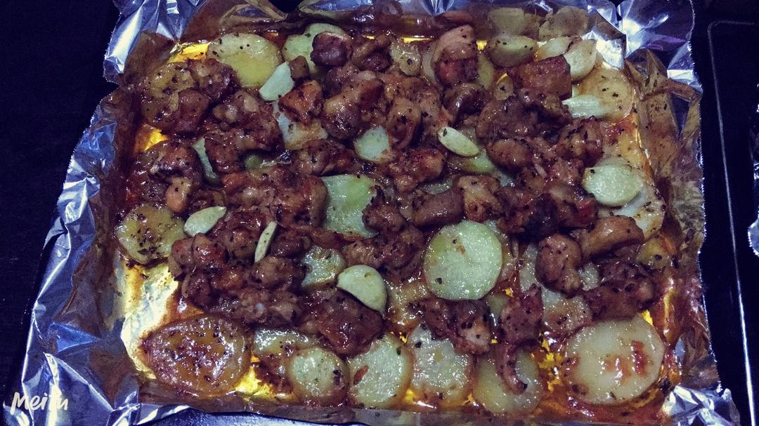 新奥尔良烤鸡腿土豆