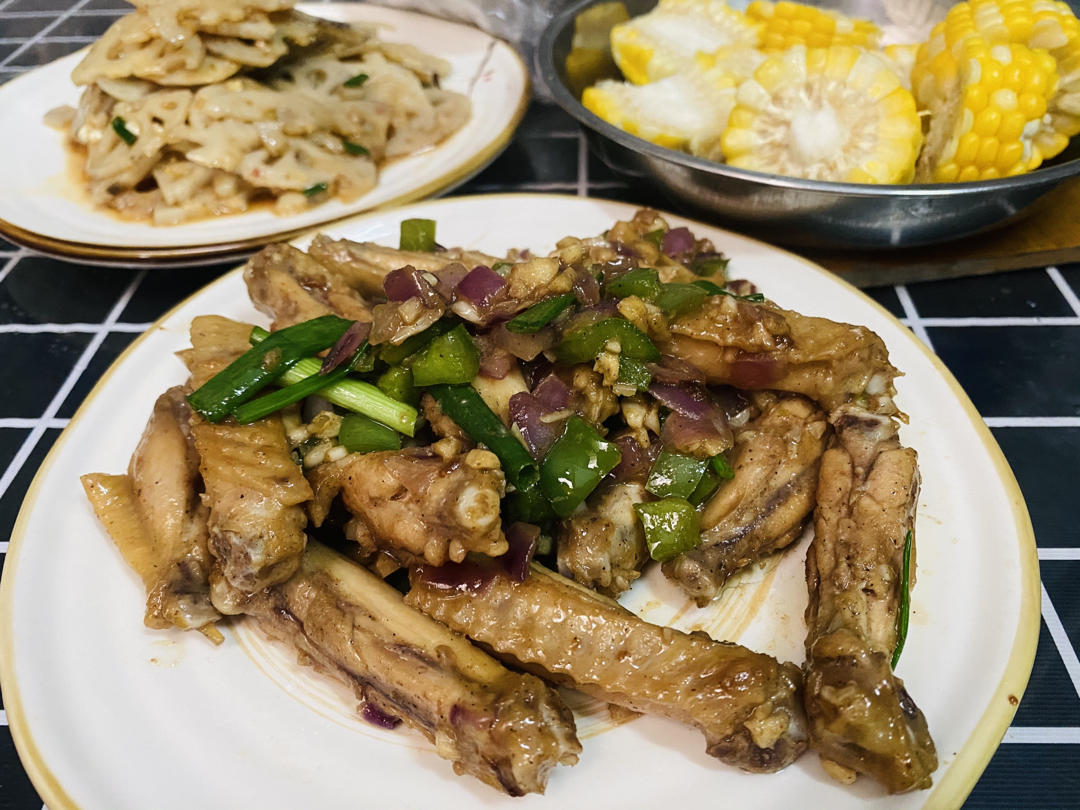 蒜香鸡翅，这才是鸡翅最好吃的做法