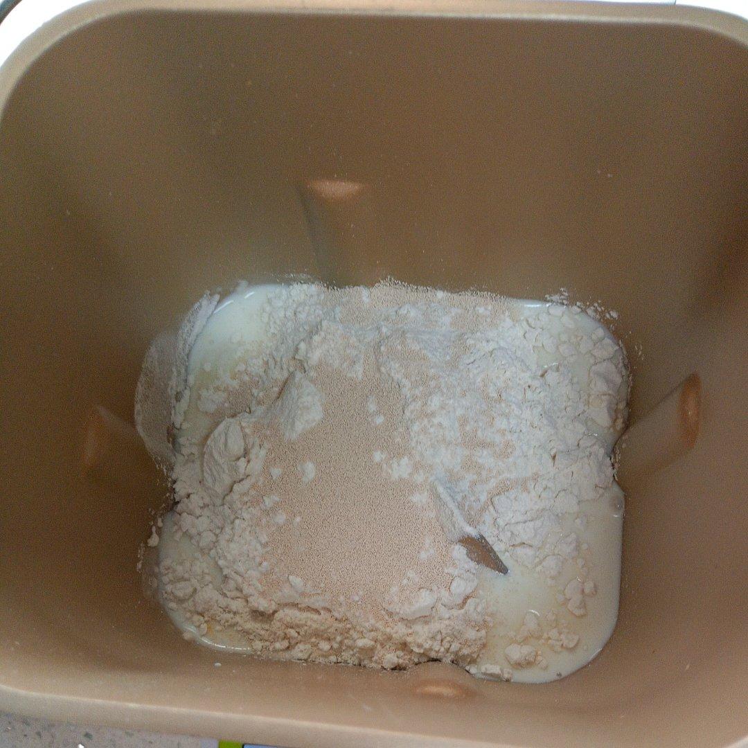 纯奶手撕吐司的做法 步骤1