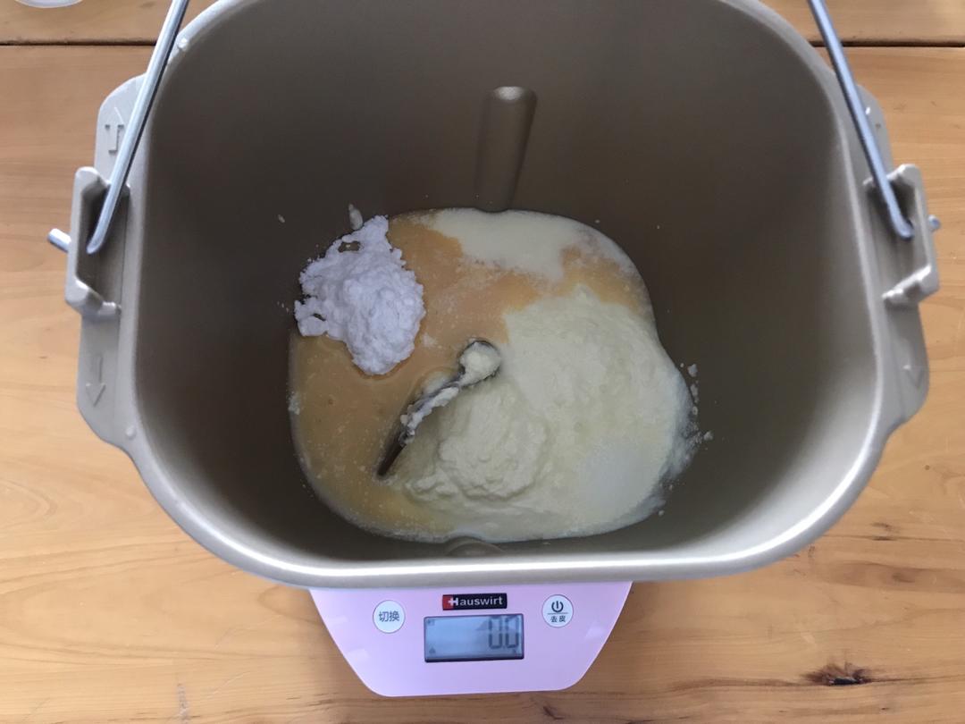 纯奶手撕吐司的做法 步骤1