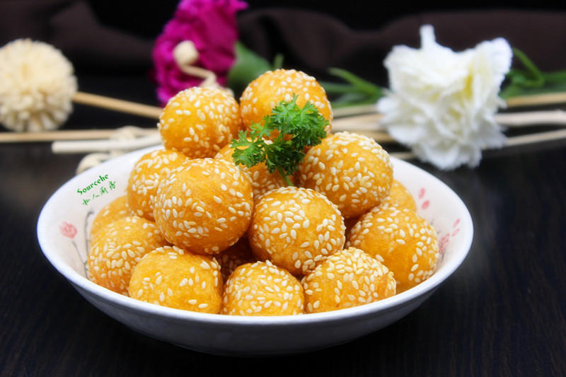 软糯南瓜芝麻球的做法