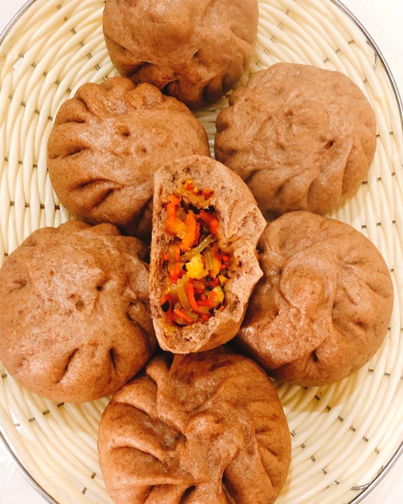 胡萝卜木耳鸡蛋素包子