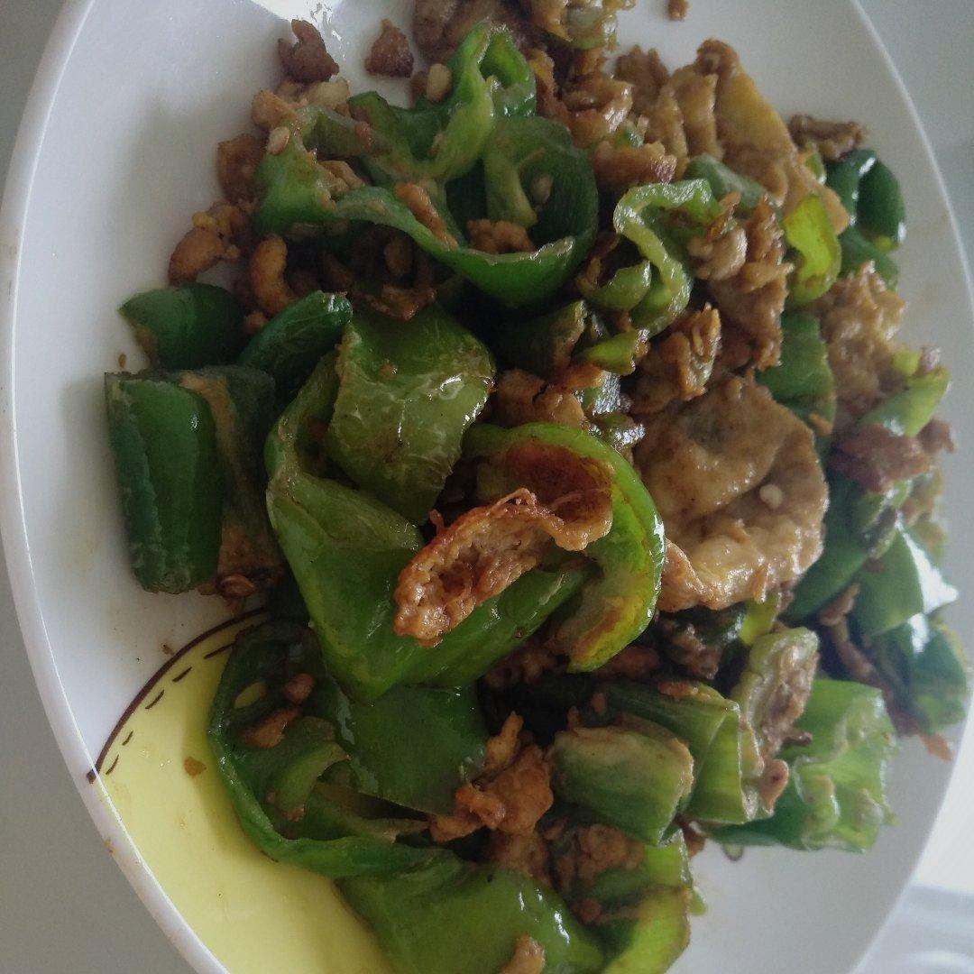 快手菜1:青椒炒鸡蛋