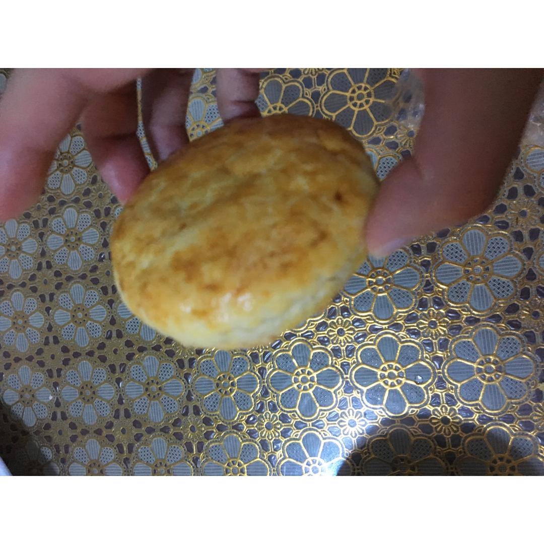 【视频】3分钟 奶油司康Scone(可能是世界上最快手的司康) 消耗淡奶油～