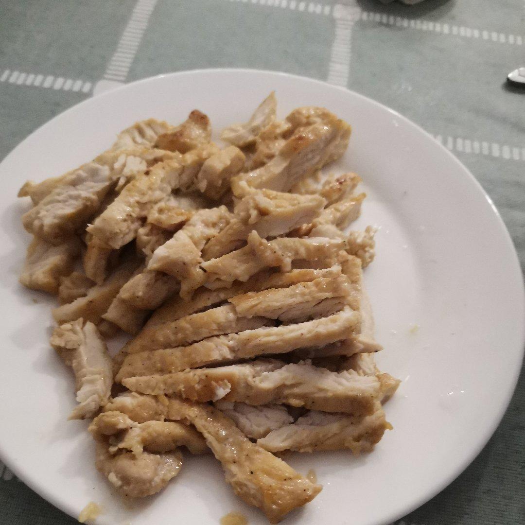 【嫩煎鸡胸肉】
