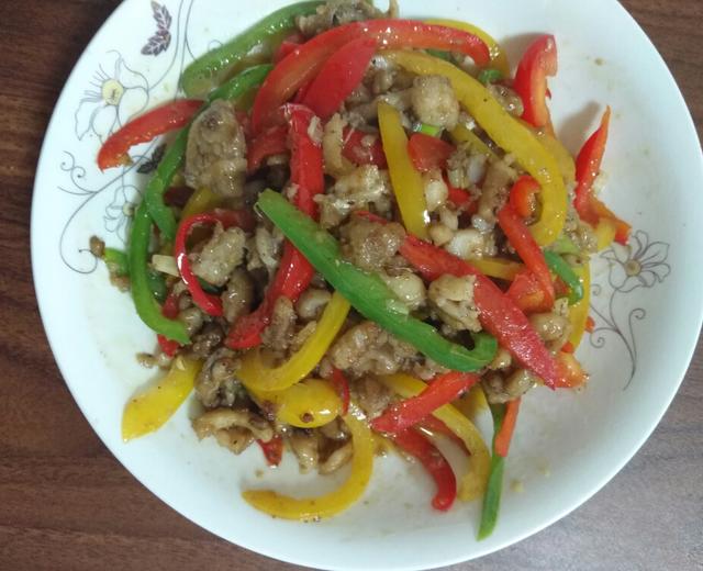 彩椒带鱼丝的做法