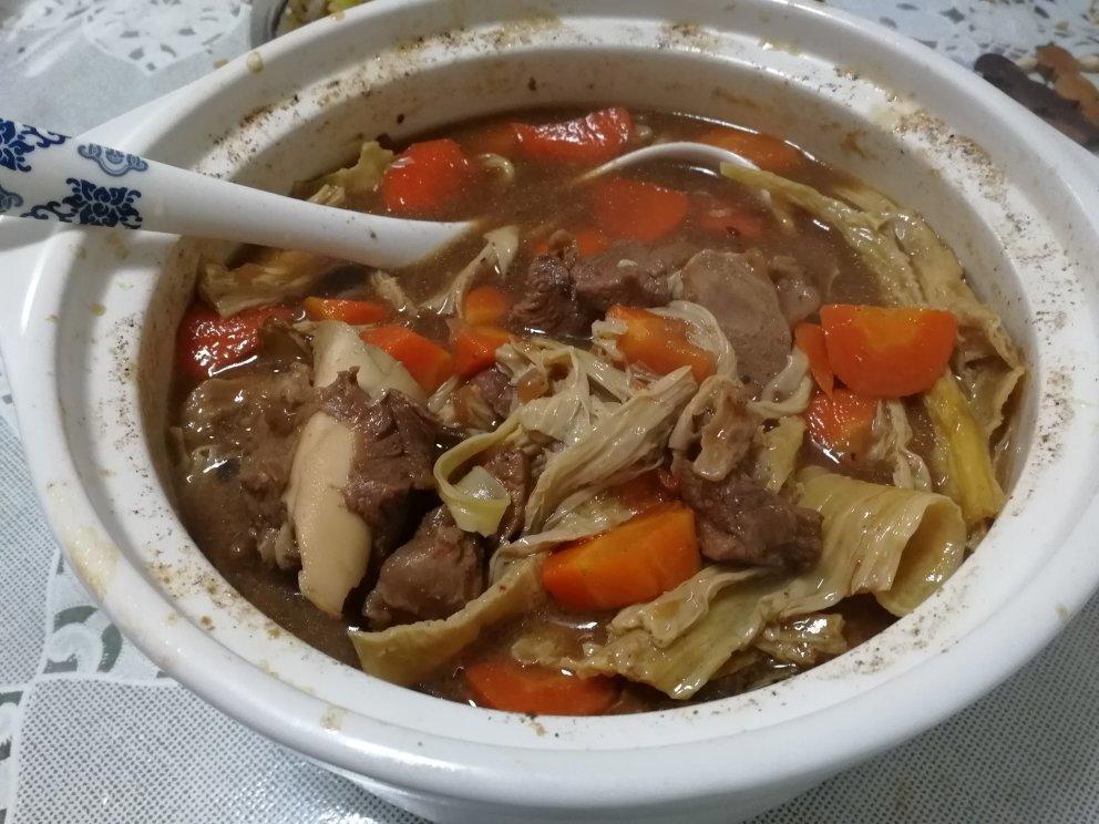 暖身广式羊肉煲