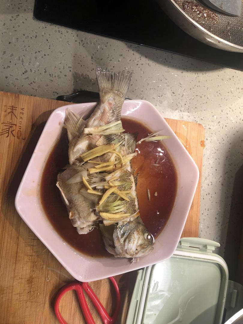 清蒸鲈鱼