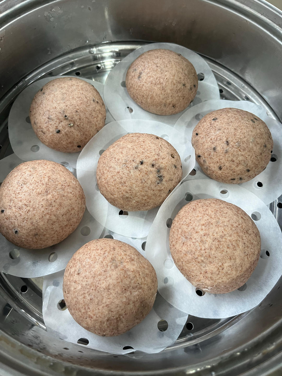 无油无糖松软的全麦馒头