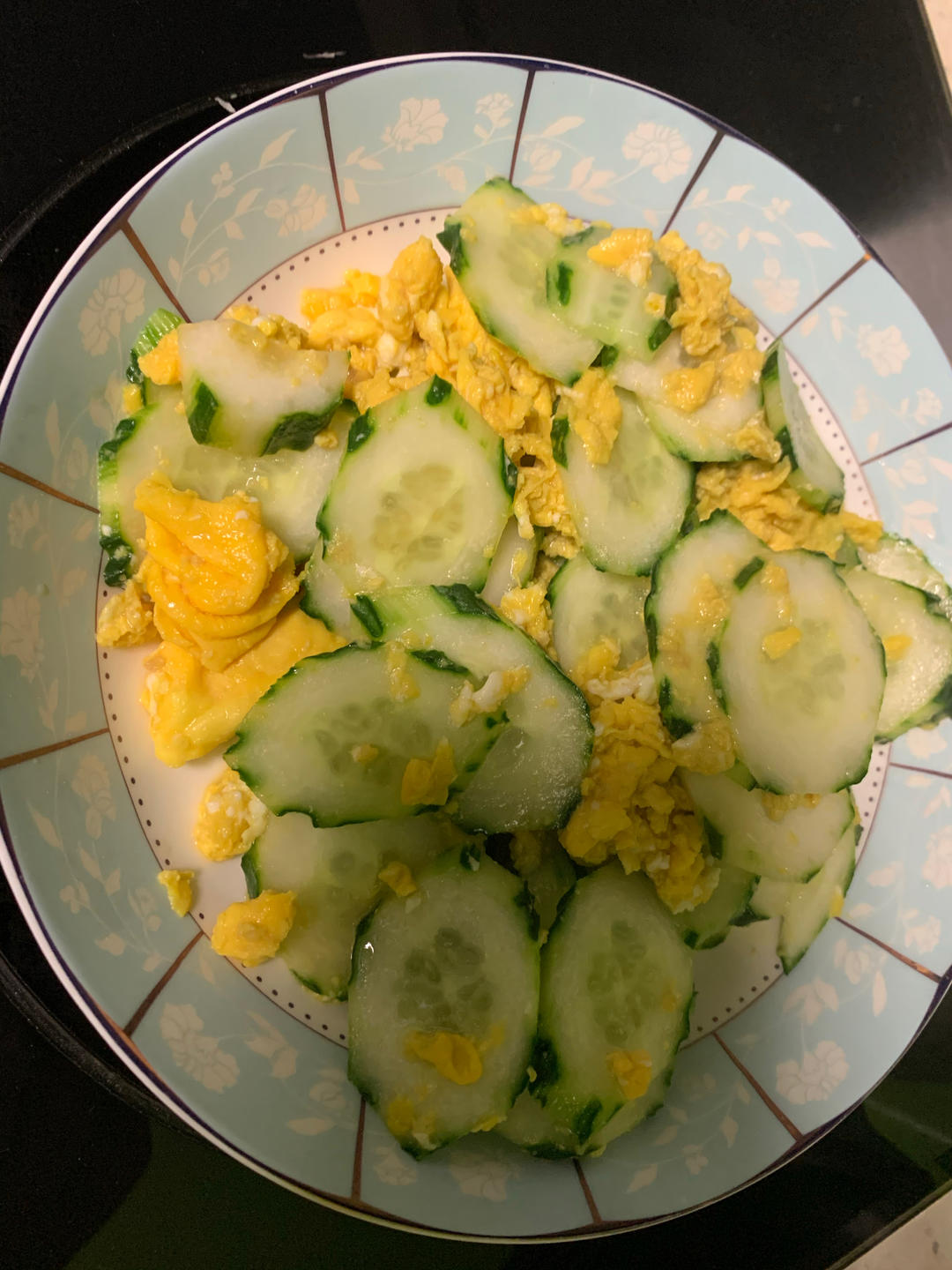 黄瓜炒鸡蛋
