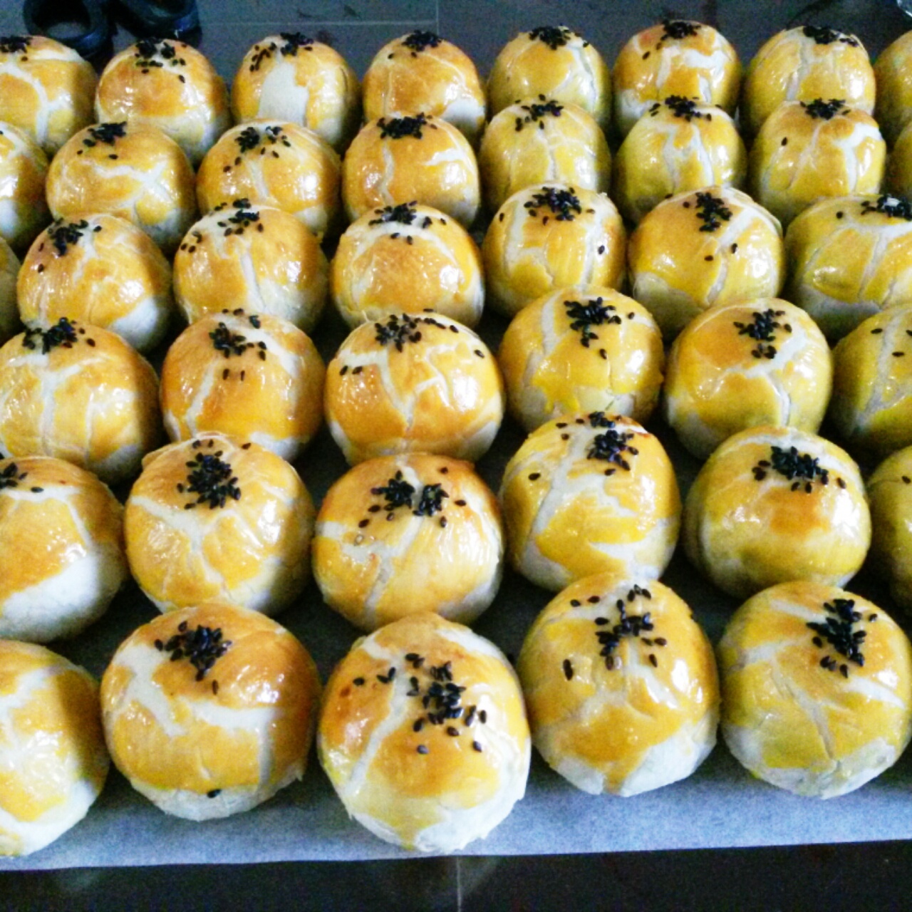 《莉莎美食》 蛋黄酥