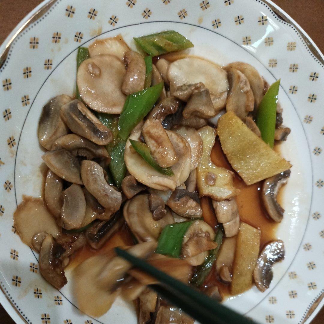 素炒鲜口蘑（白蘑菇），快手家常菜