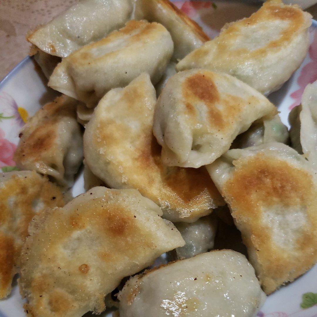 脆底煎饺