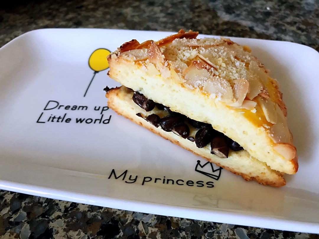 满屋飘香，口口都是满足——酥松香甜的蔓越莓蜜豆司康