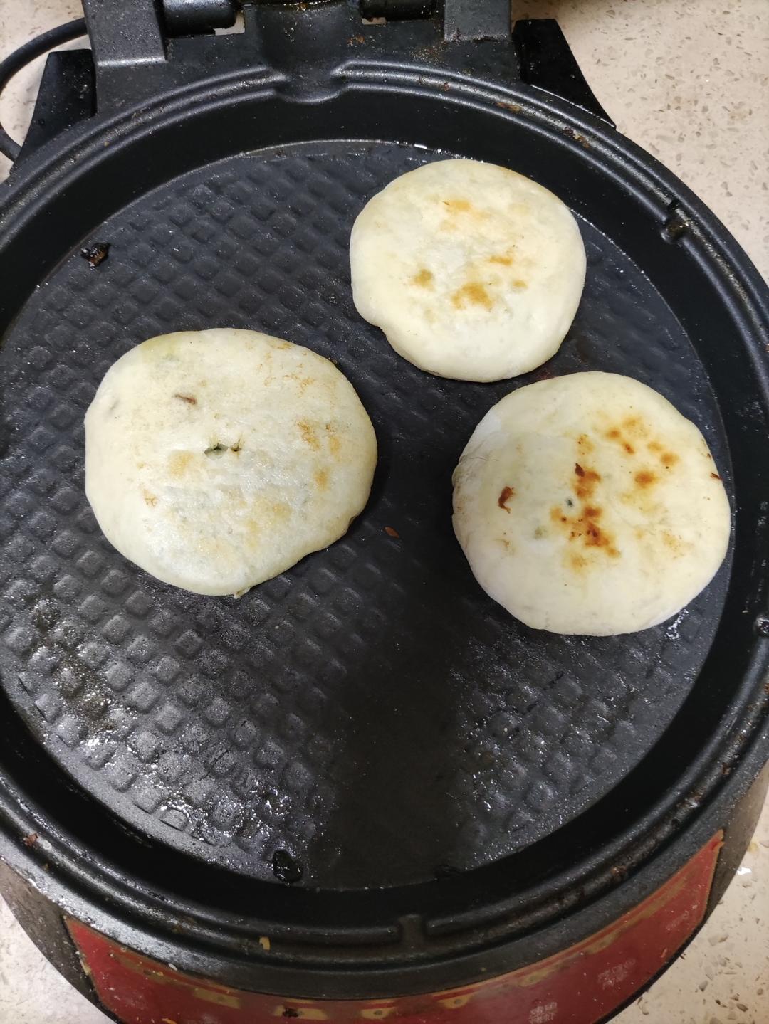 吃不够的发面韭菜饼