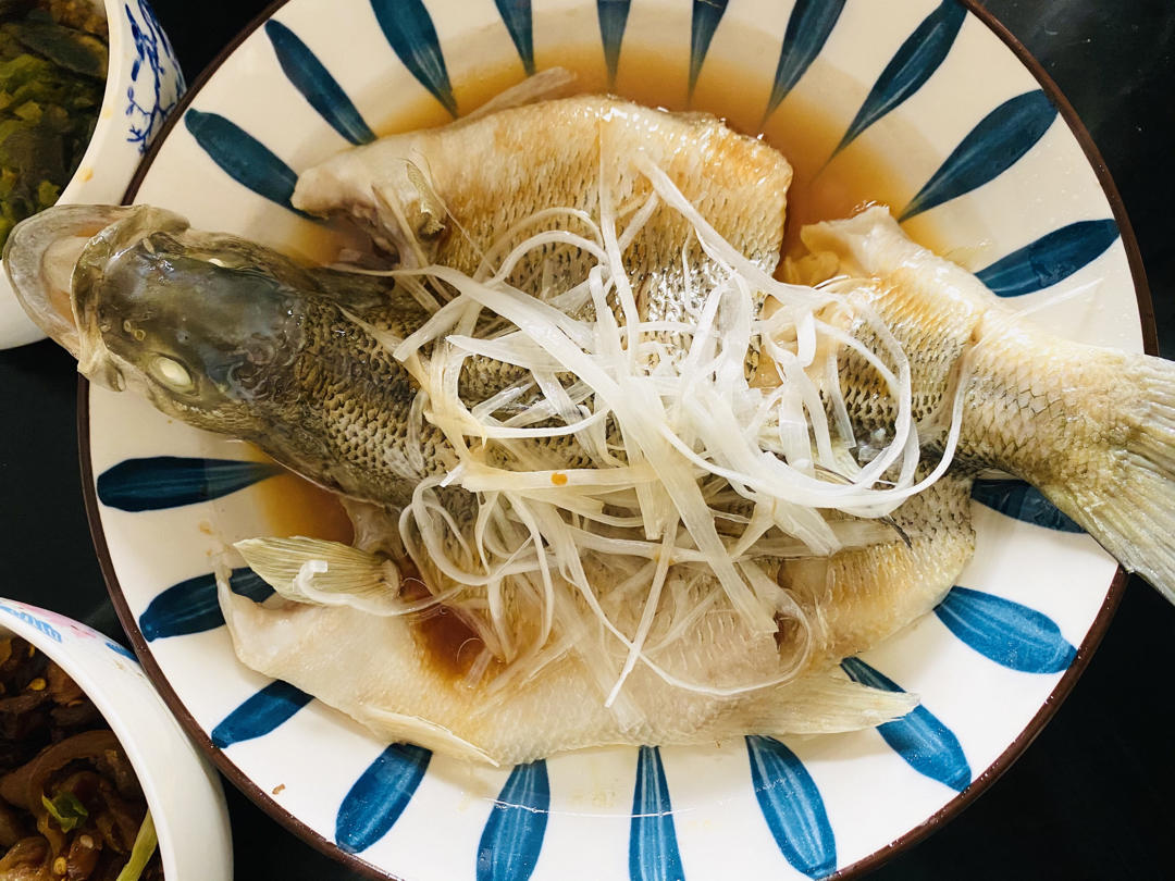 清蒸鲈鱼
