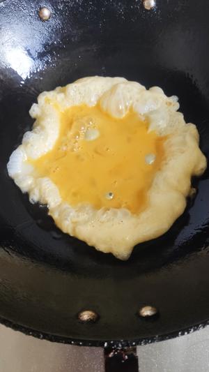 超级好喝的平菇鸡蛋汤的做法 步骤3