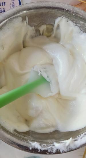 酸奶舒芙蕾的做法 步骤9