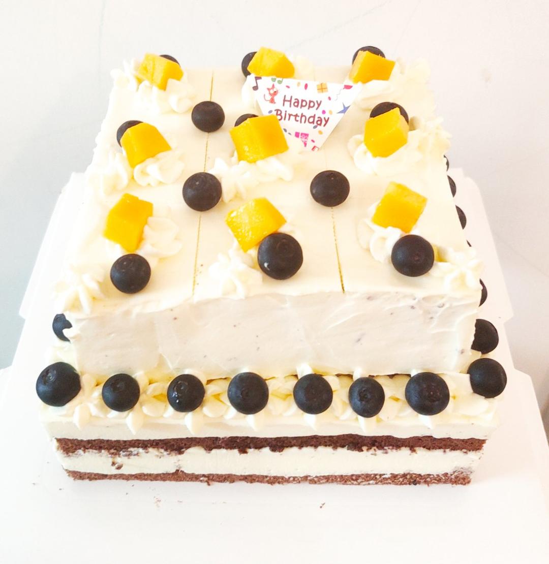 白巧克力慕斯奶油小方