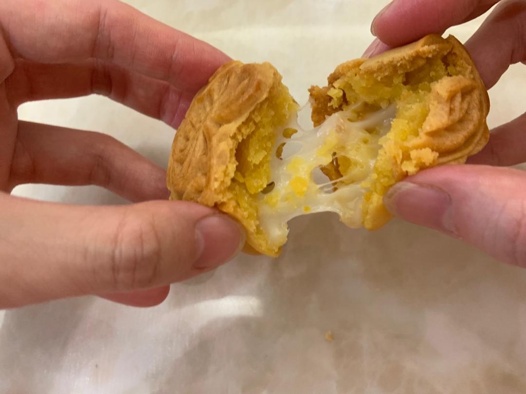 《Tinrry+》奶黄拉丝月饼（外酥内软）