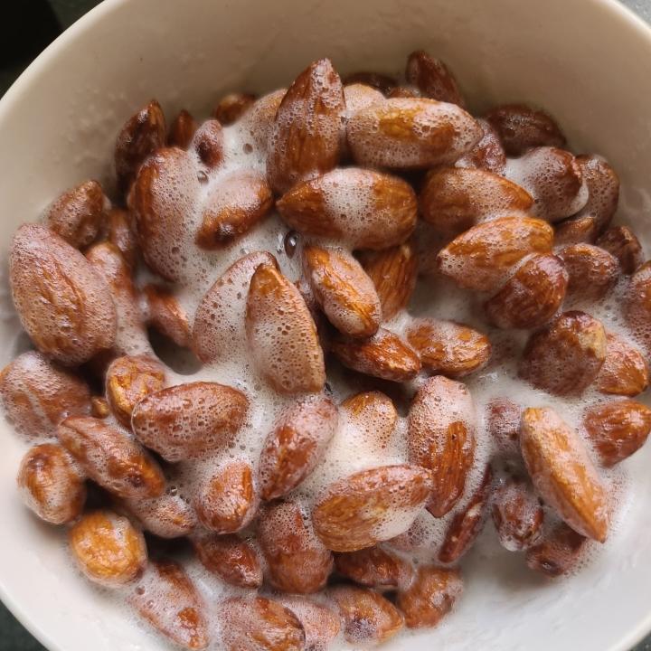 糖衣坚果「Candied Nuts」