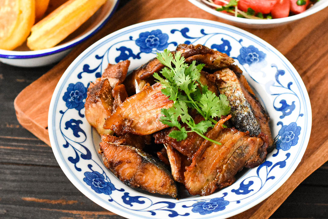 香煎鲅鱼干两吃