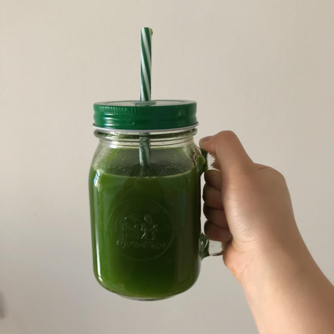 对清肠有帮助的蔬果汁——青瓜薄荷饮
