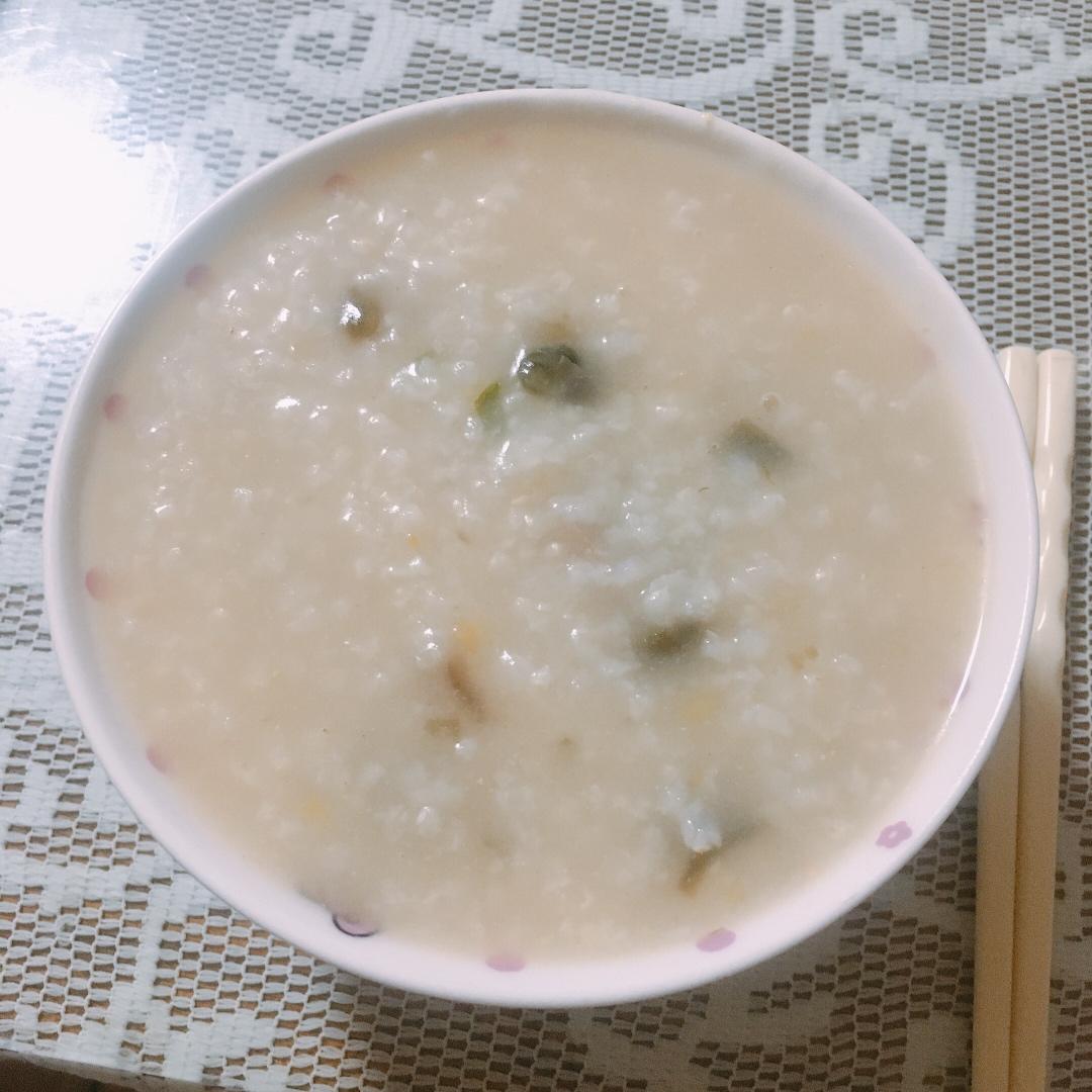 皮蛋瘦肉粥