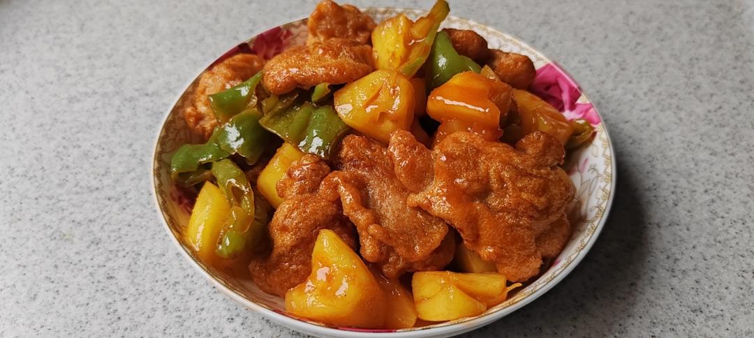🍍酸甜菠萝咕噜肉