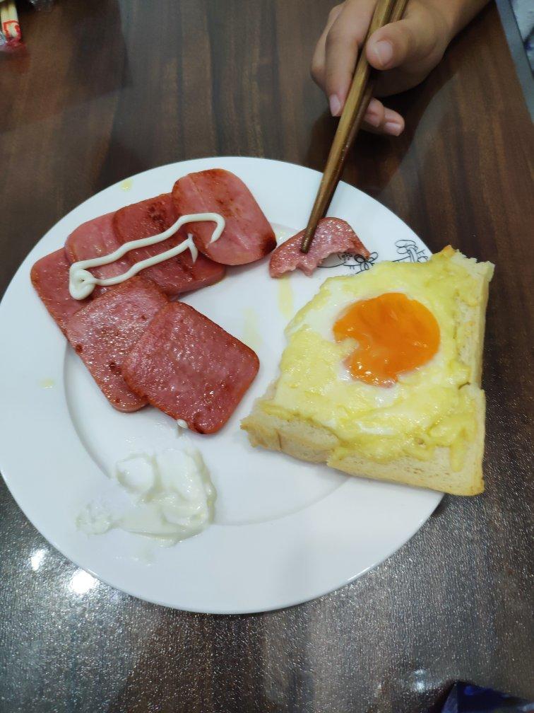 鸡蛋芝士烤吐司