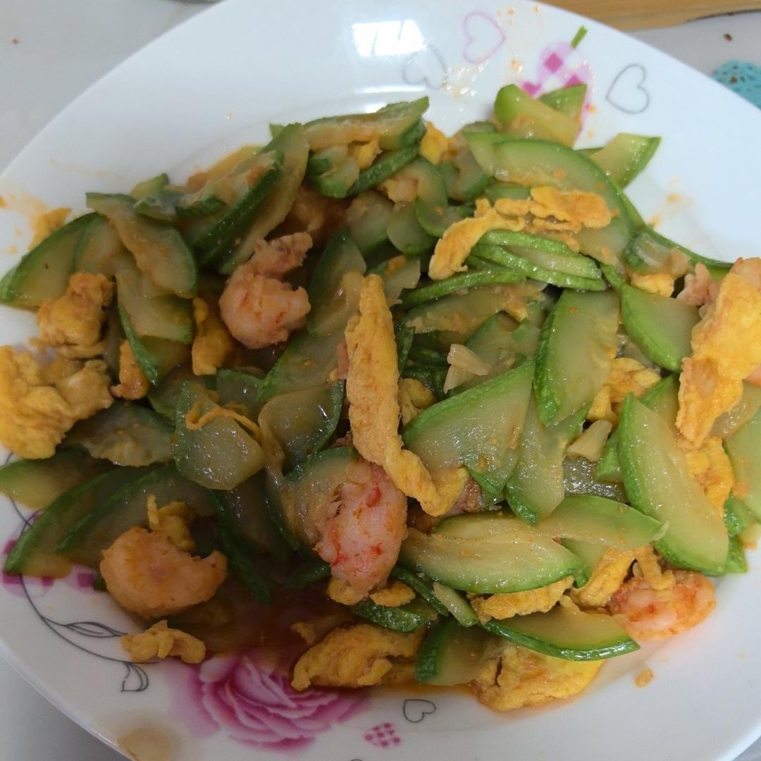 清香的西葫芦炒鸡蛋