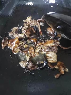 土豆烧榛蘑的做法 步骤4