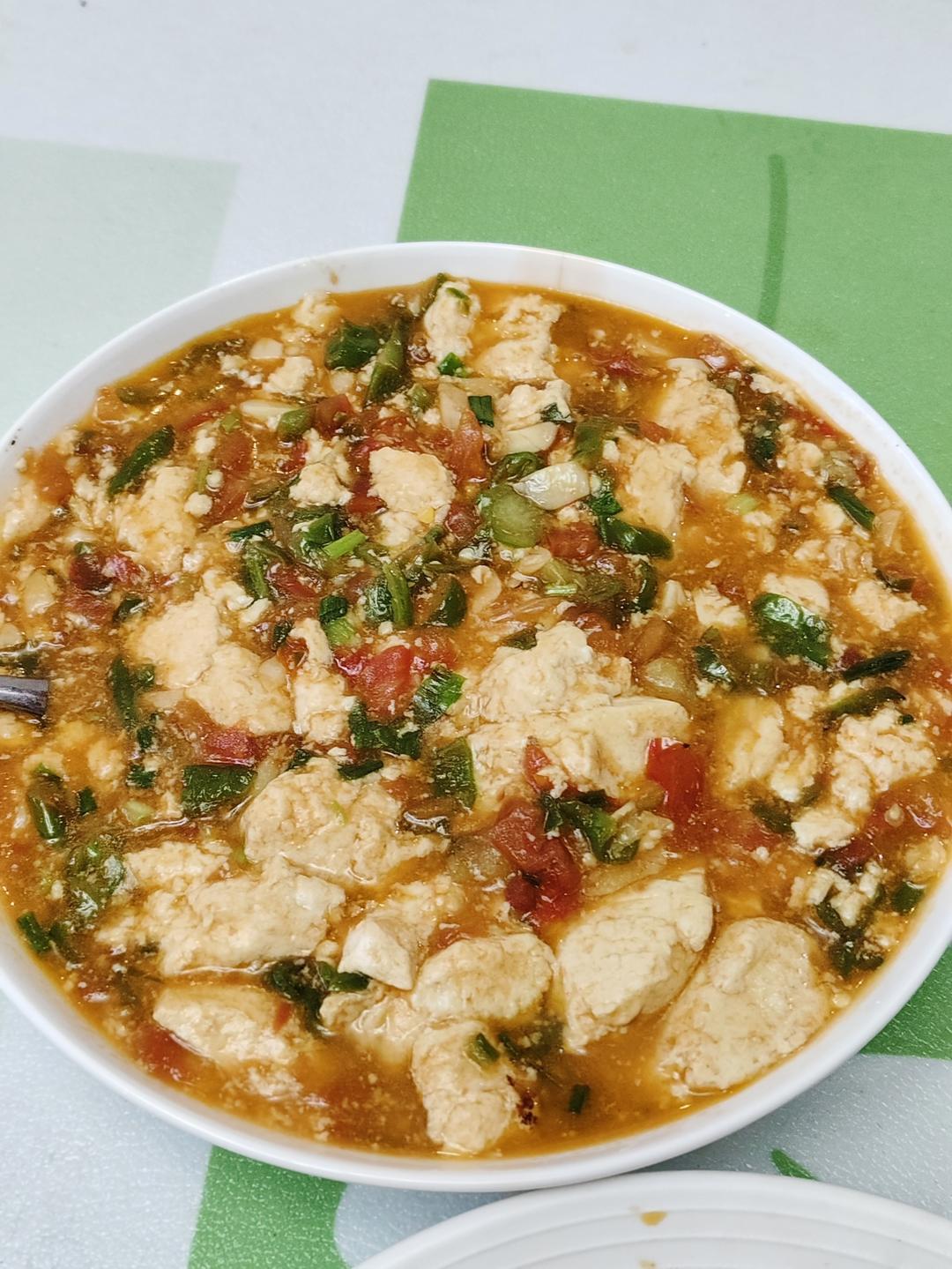 青椒西红柿烩豆腐
