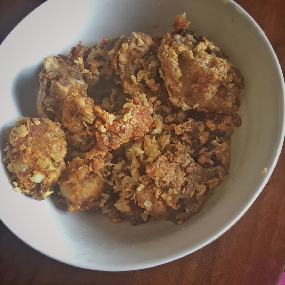 金牌蒜香排骨