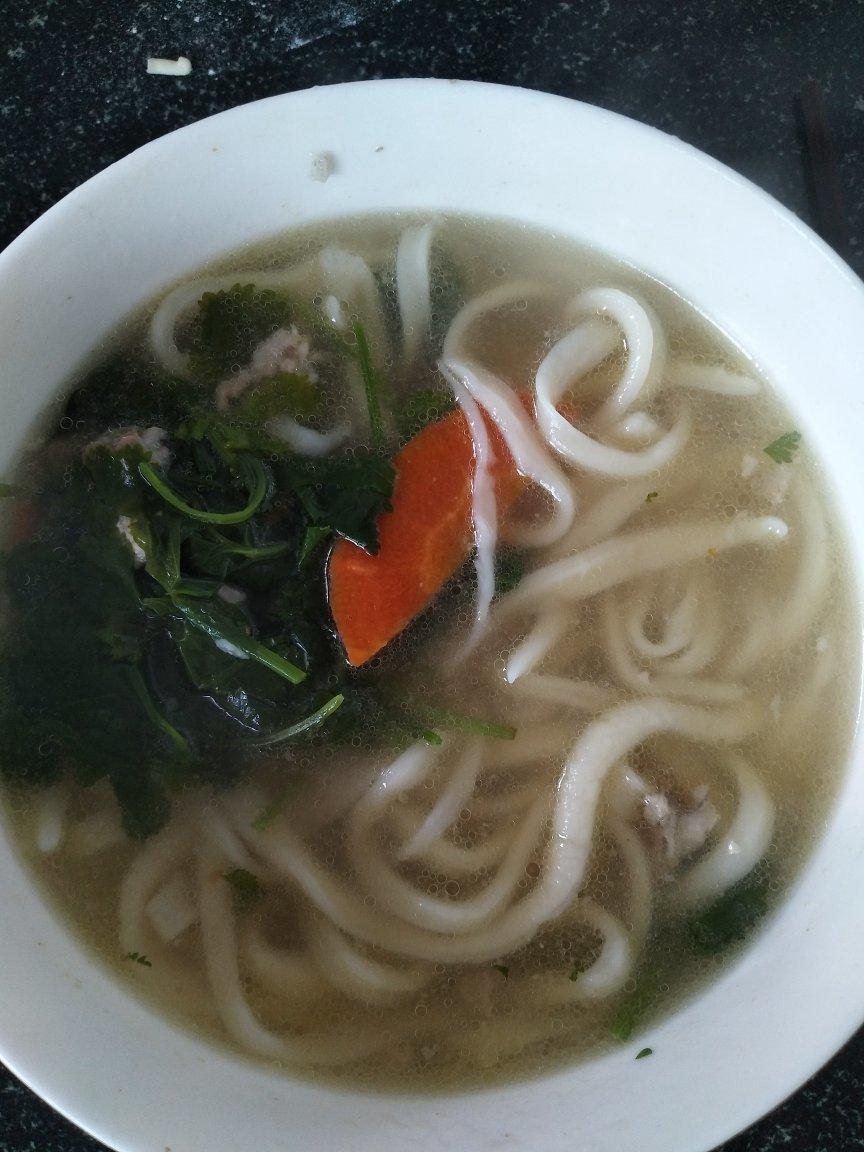 快手纯手工擀面条