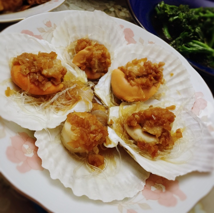 蒜蓉粉丝蒸扇贝